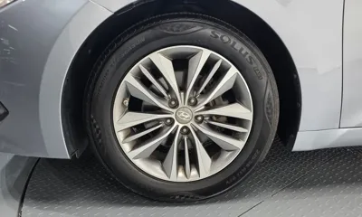 Hyundai Grandeur 2016, 98995 км, за 5156.01 USD