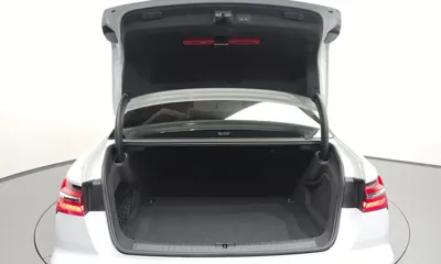 Audi A6 2023, 25702 км, за 26931.15 USD - фото 20