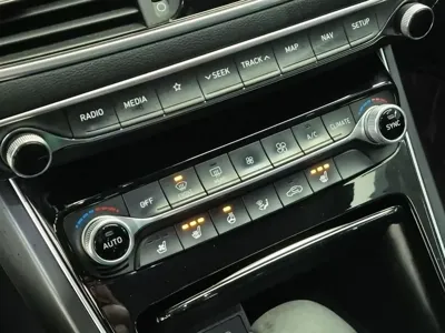 Hyundai Grandeur 2019, 286669 км, за 3778.5 USD - фото 17