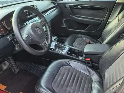 Volkswagen Magotan 2015, 130000 км, за 5149.99 USD