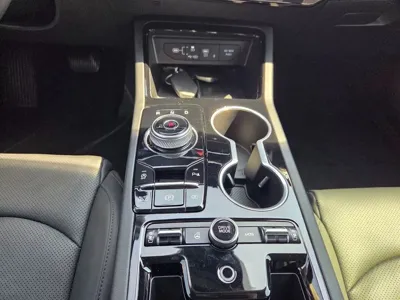 Kia K5 2025, 33278 км, за 17876.87 USD - фото 9