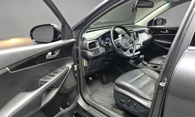 Kia Sorento 2016, 84214 км, за 8074.04 USD - фото 11