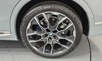 BMW X7 2024, 25300 км, за 82644.09 USD - фото 21