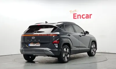 Hyundai Kona 2025, 27993 км, за 19764.69 USD