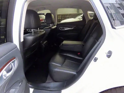 Infiniti Q70 2015, 142632 км, за 4561.08 USD - фото 6