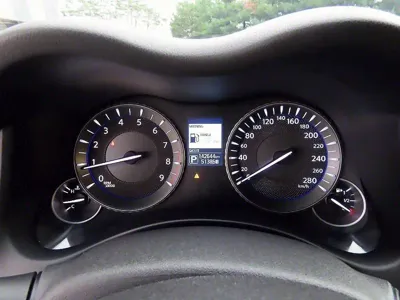 Infiniti Q70 2015, 142632 км, за 4561.08 USD - фото 9