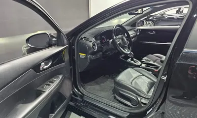 Kia K3 2019, 99706 км, за 7546.19 USD - фото 10