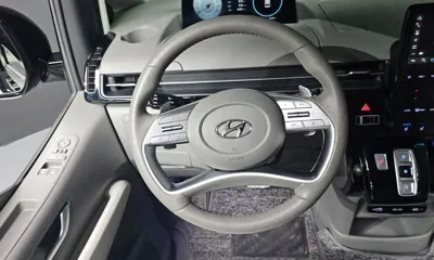 Hyundai Staria 2023, 23283 км, за 24127.46 USD - фото 13