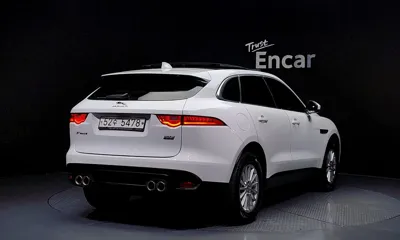 Jaguar F-Pace 2018, 120681 км, за 7880.79 USD