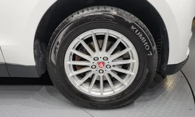 Jaguar F-Pace 2018, 120681 км, за 7880.79 USD