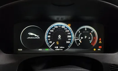 Jaguar F-Pace 2018, 120681 км, за 7880.79 USD - фото 8