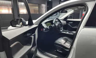 Jaguar F-Pace 2018, 120681 км, за 7880.79 USD - фото 10