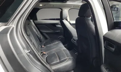 Jaguar F-Pace 2018, 120681 км, за 7880.79 USD - фото 12