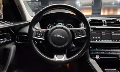 Jaguar F-Pace 2018, 120681 км, за 7880.79 USD - фото 13