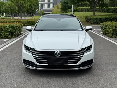 Volkswagen CC 2019, 50000 км, за 12528.31 USD