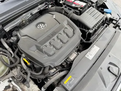 Volkswagen CC 2019, 50000 км, за 12528.31 USD - фото 18