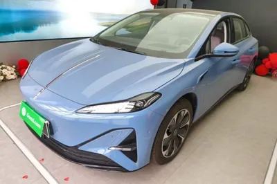 Hongqi Tiangong 05 · 2025 год