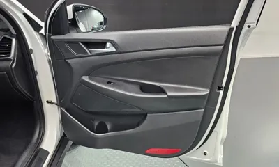 Hyundai Tucson 2018, 87516 км, за 8794.79 USD - фото 24