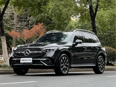 Mercedes-Benz GLC · 2025 год