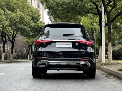 Mercedes-Benz GLC 2025, 15000 км, за 39728.48 USD