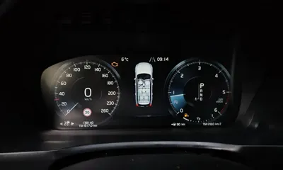 Volvo XC90 2017, 138140 км, за 18051.73 USD - фото 8