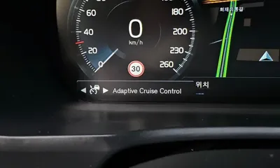 Volvo XC90 2017, 138140 км, за 18051.73 USD - фото 20