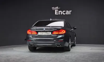 BMW 5-Series 2017, 162883 км, за 12040.11 USD