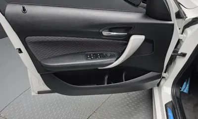 BMW 1-Series 2018, 120330 км, за 10233.69 USD - фото 24