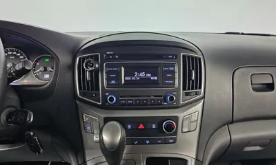 Hyundai Starex 2019, 125886 км, за 9452.68 USD - фото 14
