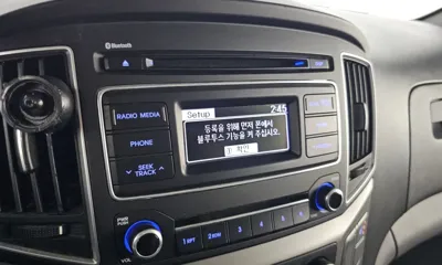 Hyundai Starex 2019, 125886 км, за 9452.68 USD - фото 15