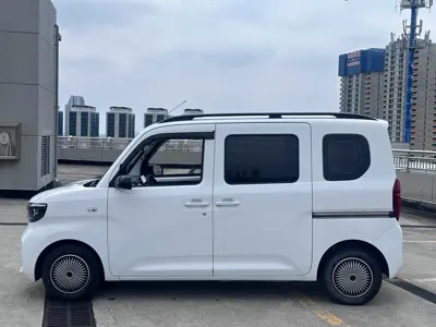 Wuling Zhiguang EV 2025, 16000 км, за 5344.25 USD