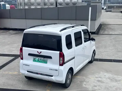 Wuling Zhiguang EV 2025, 16000 км, за 5344.25 USD - фото 6