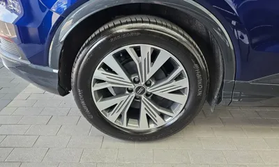 Audi Q4 e-tron 2025, 7735 км, за 30523.83 USD