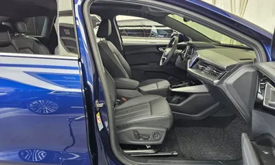 Audi Q4 e-tron 2025, 7735 км, за 30523.83 USD - фото 11