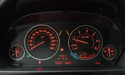 BMW 3-Series 2018, 114427 км, за 11750.03 USD - фото 8