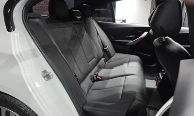 BMW 3-Series 2018, 114427 км, за 11750.03 USD - фото 11