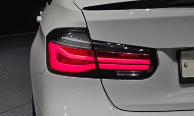 BMW 3-Series 2018, 114427 км, за 11750.03 USD - фото 23