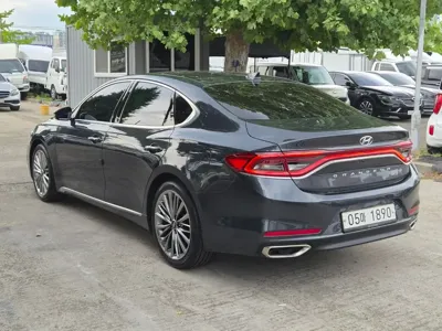 Hyundai Grandeur 2019, 106172 км, за 7214.13 USD