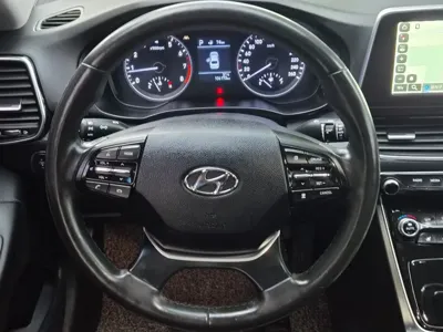 Hyundai Grandeur 2019, 106172 км, за 7214.13 USD - фото 9