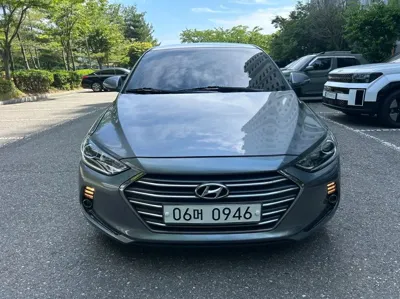 Hyundai Avante · 2016 год