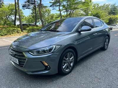 Hyundai Avante 2016, 150350 км, за 4982.86 USD