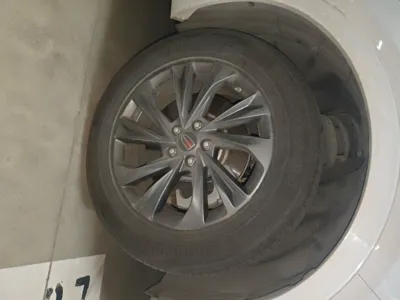 Hongqi HS5 2023, 21400 км, за 16851 USD - фото 8