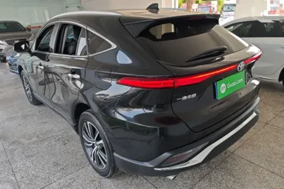 Toyota Harrier 2022, 117900 км, за 15565 USD