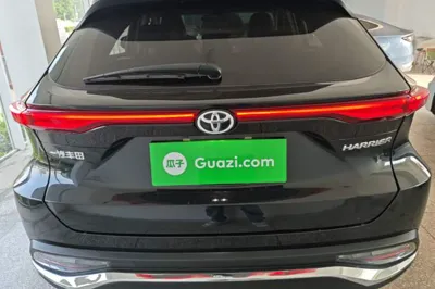 Toyota Harrier 2022, 117900 км, за 15565 USD
