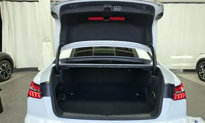 Audi A6 2020, 23774 км, за 21655.61 USD - фото 20