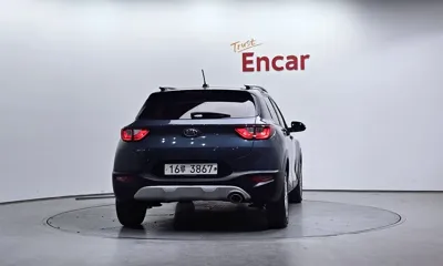 Kia Stonic 2018, 111576 км, за 5156.33 USD