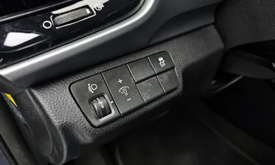 Kia Stonic 2018, 111576 км, за 5156.33 USD - фото 14