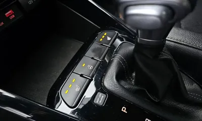 Kia Stonic 2018, 111576 км, за 5156.33 USD - фото 17