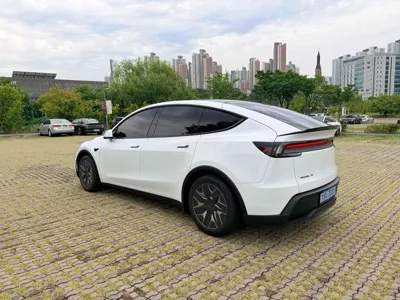 Tesla Model Y 2026, 400 км, за 48116.06 USD