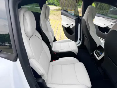 Tesla Model Y 2026, 400 км, за 48116.06 USD - фото 17